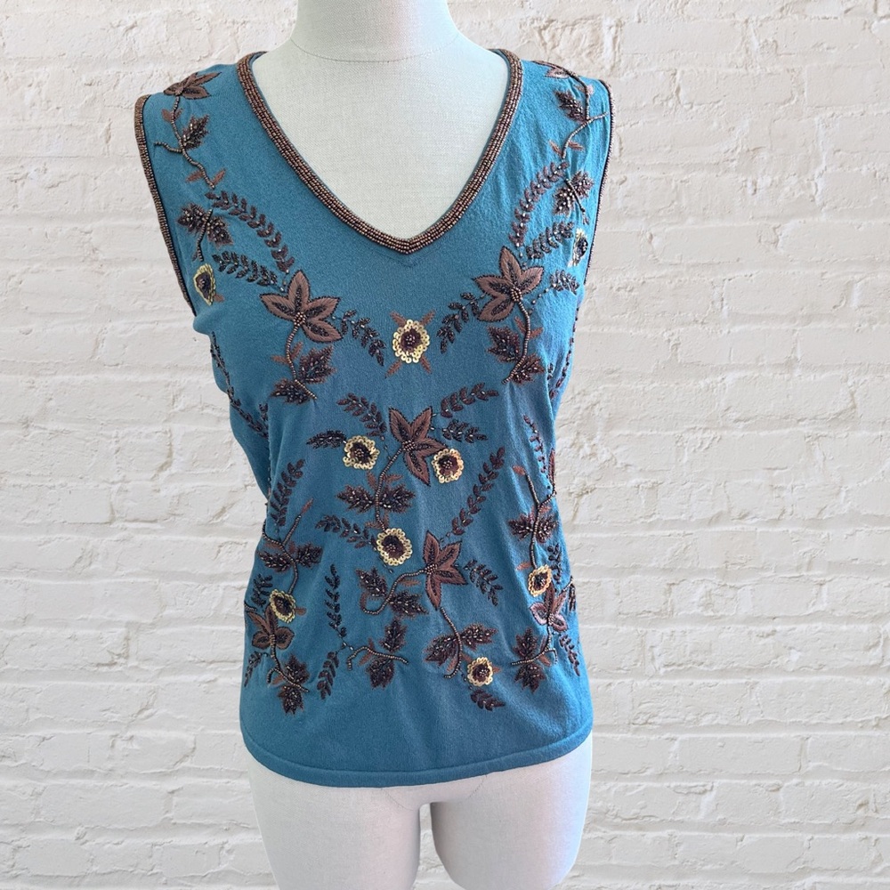Jones New York blue-green knit top with brown beaded floral embroidered design